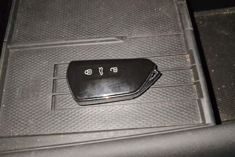 Used Volkswagen ID.UNYX 2024 Pro Long-Range Version Interior 1