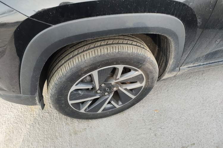 Used Chevrolet Equinox Plus 2024 102km RS Ultimate Edition Exterior 4