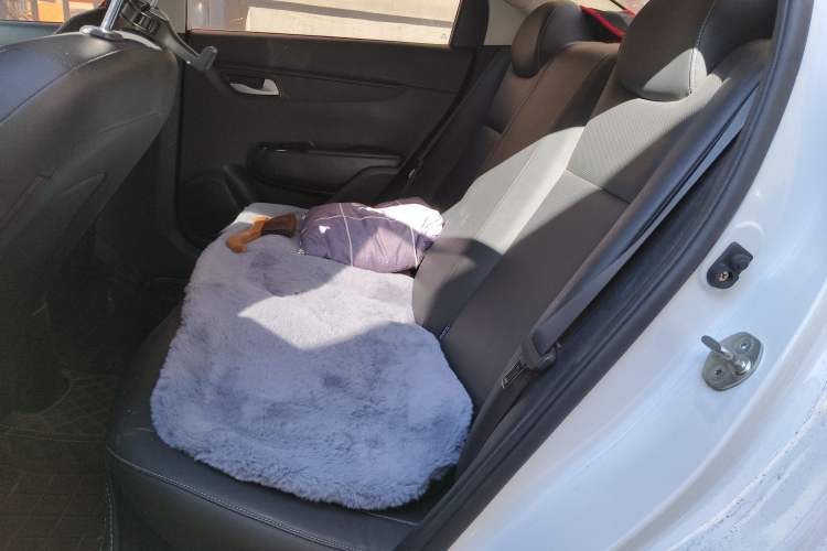 Used Kia K2 2017 Sedan 1.4L Manual Transmission 15th Anniversary Special Edition GLS
