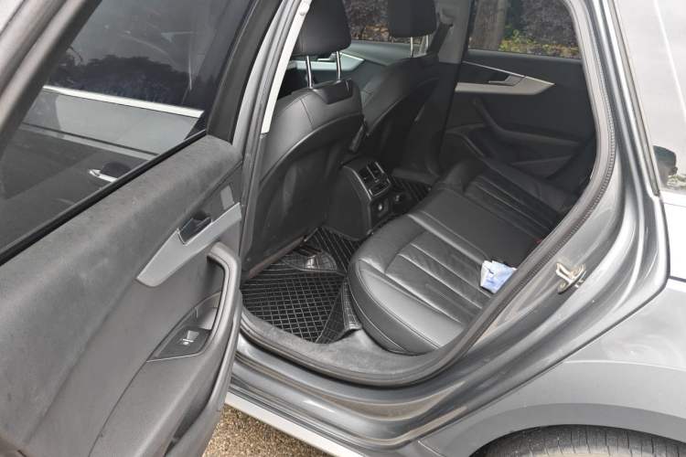 Used Audi A4 2019 45 TFSI allroad quattro Fashion Edition
