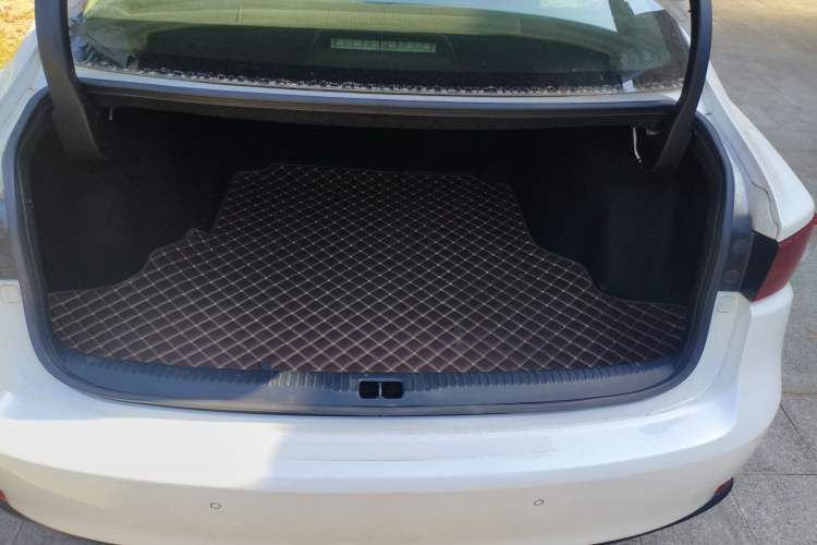 Used Lexus IS 2013 250 Leading Edition
