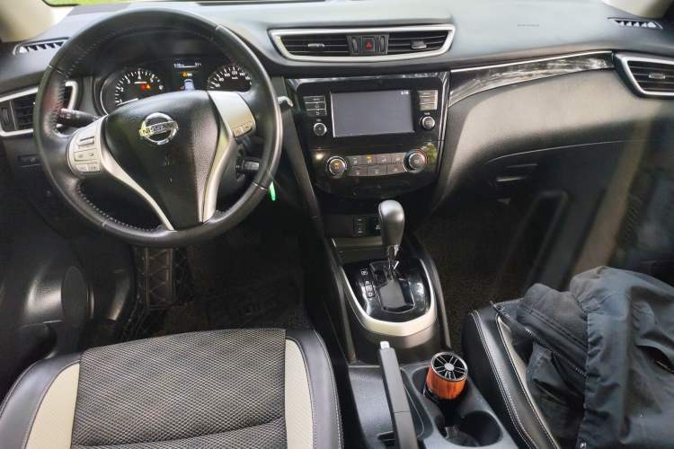 Used Nissan Qashqai 2017 2.0L CVT Smart Enjoyment Version China V Standard
