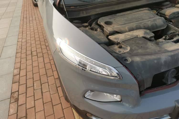 Used Jeep Cherokee 2016 2.4L Leading Edition