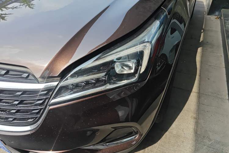 Used Buick Envision 2020 20T Two-Wheel Drive Luxury Model