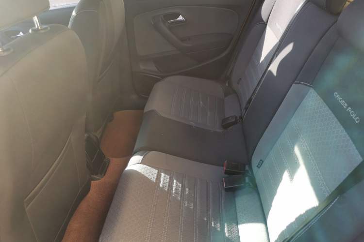 Used Volkswagen Polo 2014 1.6L Cross Polo Automatic
