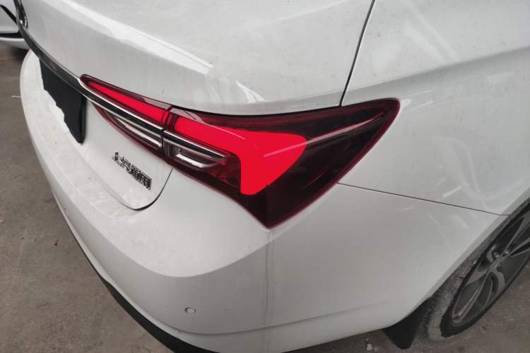 Used Buick Verano 2020 20T CVT Leading Edition Right Rear Taillight