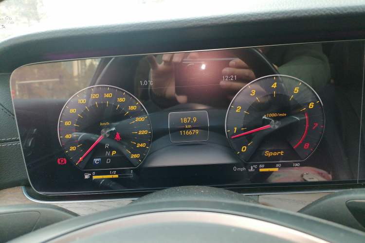 Used Mercedes-Benz E-Class 2018 Facelift E 200 L 4MATIC Instrument Cluster