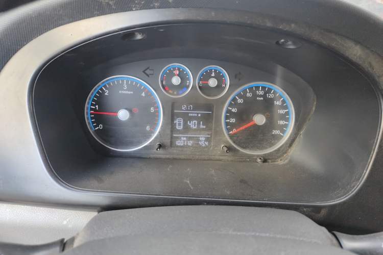 Used Foton Toano 2017 2.8T Facelifted E Van Long Wheelbase 4J28TC3
