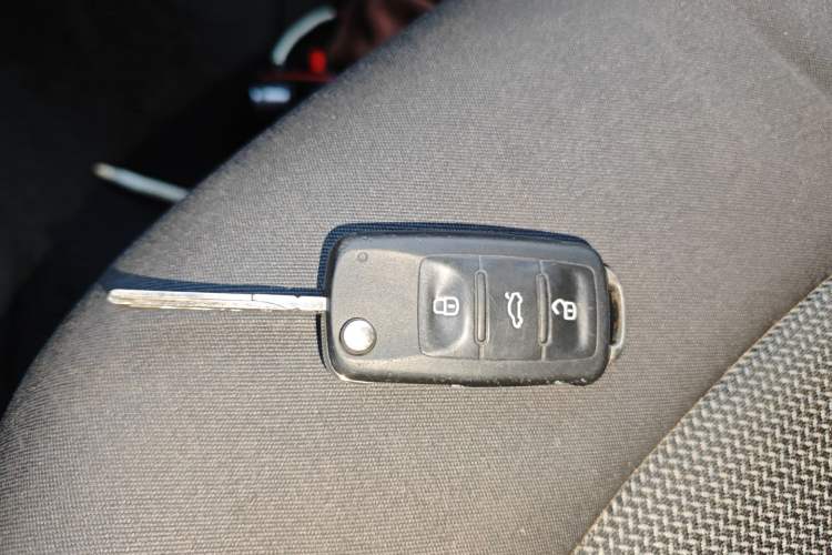 Used Skoda Rapid Spaceback 2016 Revised Version 1.4L Manual Front-Drive Edition
