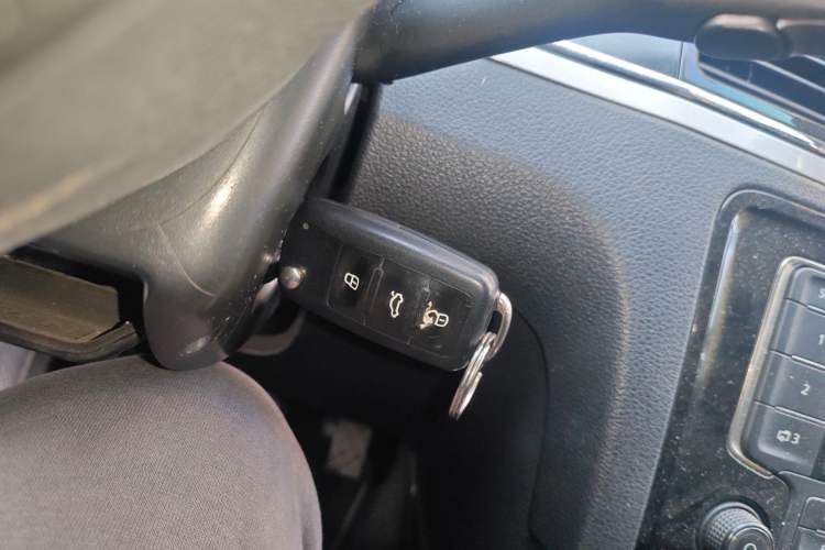 Used Volkswagen Bora 2013 1.6L Automatic Comfort Model