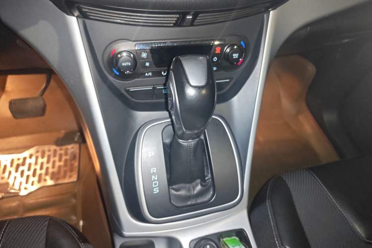 Used Ford Kuga 2015 1.5L GTDi Two-Wheel Drive Fashion Edition
