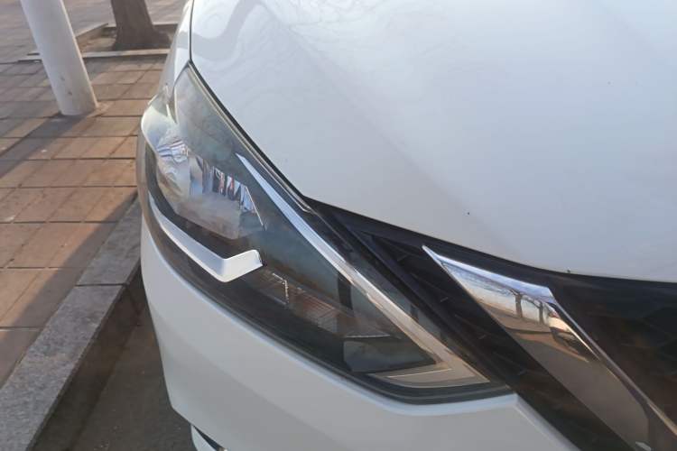 Used Nissan Sylphy 2021 Classic 1.6XL CVT Luxury Edition Right Front Headlight