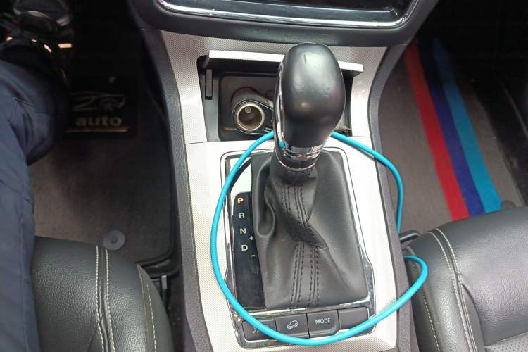 Used Roewe RX5 New Energy 2017 eRX5 50T Hybrid Connected Prestige Flagship Edition
