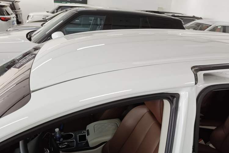 Used Buick GL8 2023 Land Executive Class Smart Enjoyment Model
