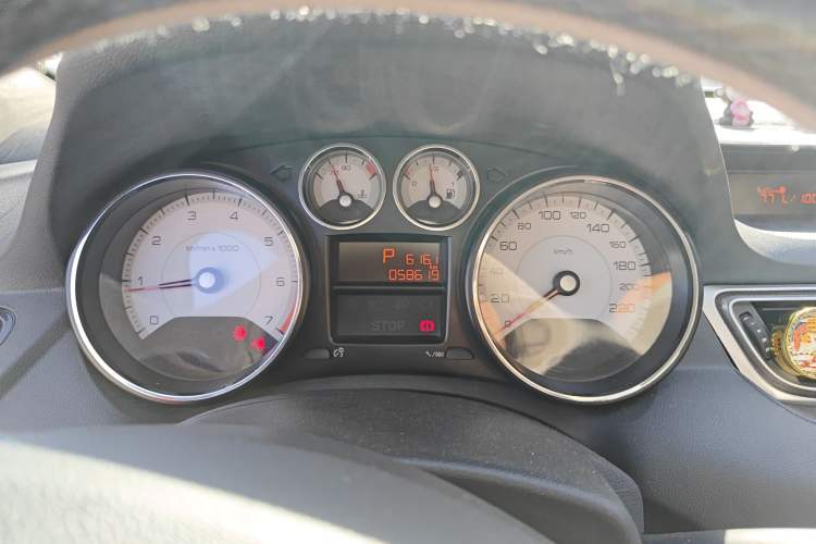 Used Peugeot 308 2014 Enjoyment Edition Classic 1.6L Automatic Fashion Model