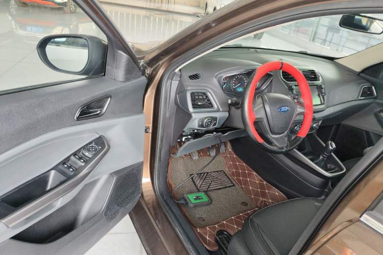 Used Ford Escort 2017 Happy Edition 1.5L Manual Fashion Model
