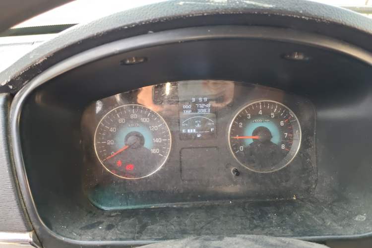 Used Jinbei New Hiace X30L 2016 1.3L Wealth Edition DLCG12 Odometer Close Up