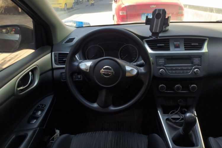 Used Nissan Sylphy 2022 Classic 1.6XE Manual Comfort Edition Steering Wheel