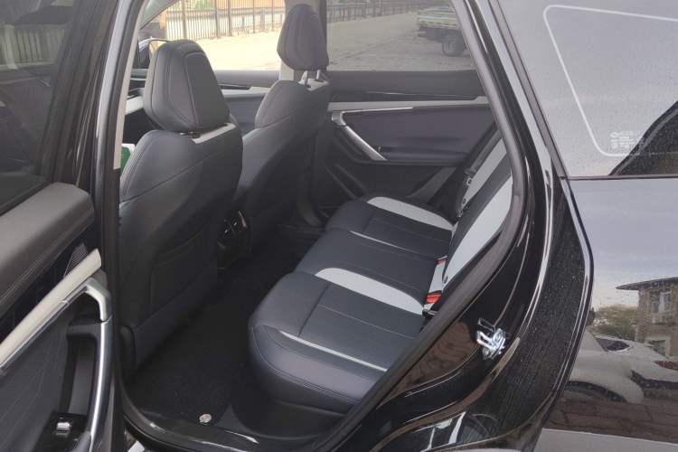 Used Geely Auto FX11 2024 1.5TD DCT Dragon Edition Left Rear Seat