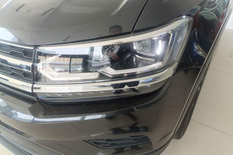 Used Volkswagen Tharu 2021 280TSI Two-Wheel-Drive Luxury Edition