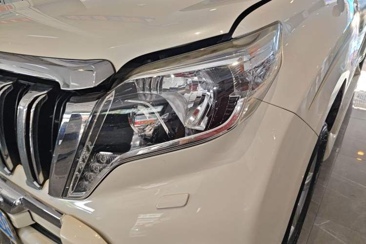 Used Toyota Prado 2014 2.7L Middle East Version Parallel Import