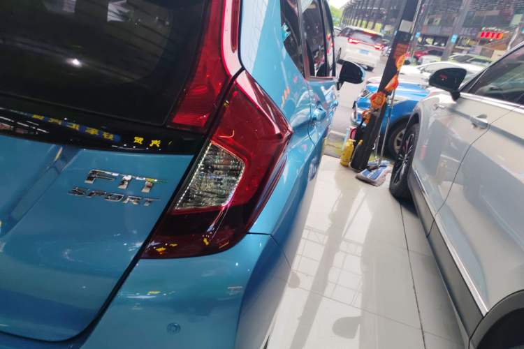 Used Honda Fit 2018 1.5L CVT Trendy Sports Edition
