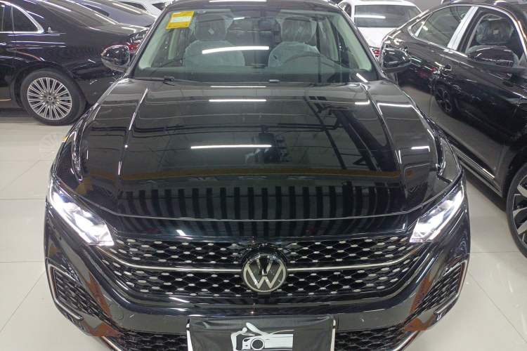 Used Volkswagen Passat 2026 Model, Outstanding 380TSI Xingkong Longteng Edition
