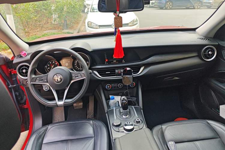 Used Alfa Romeo Stelvio 2017 2.0T 200HP Elite Edition
