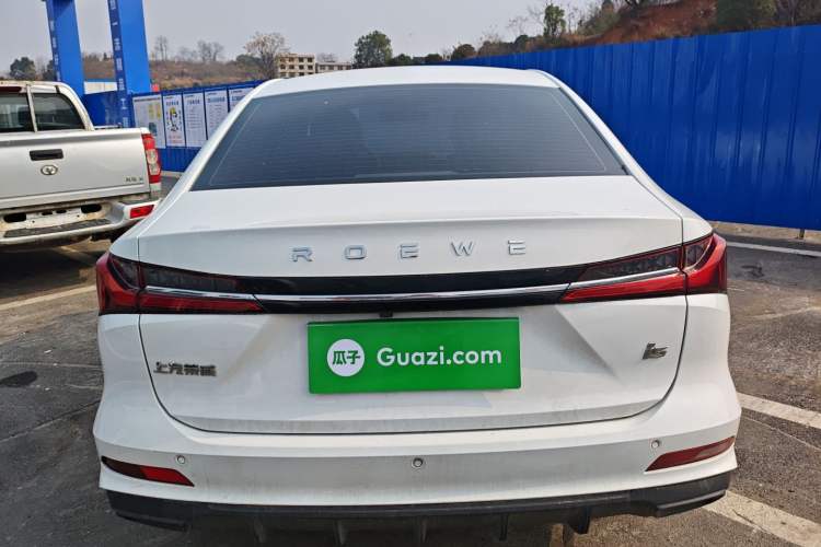 Used Roewe i5 2023 1.5L Manual Comfort Edition