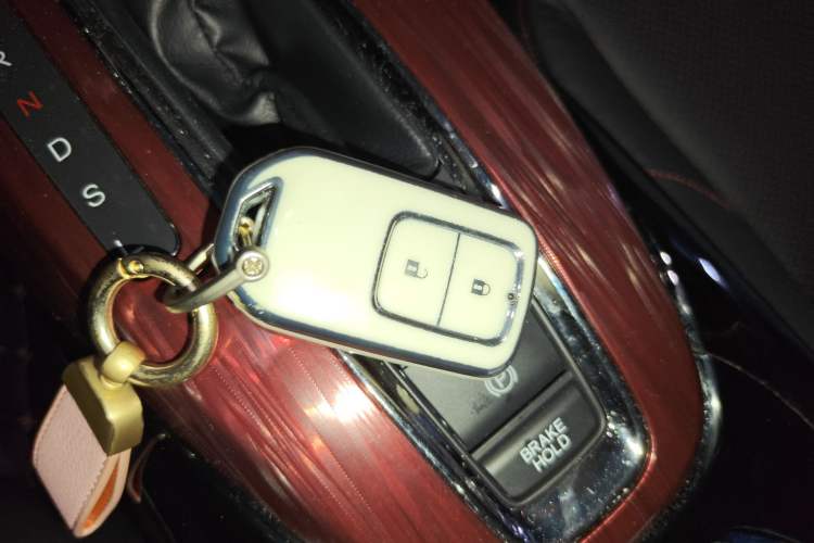 Used Honda XR-V 2015 1.8L VTi CVT Luxury Edition
