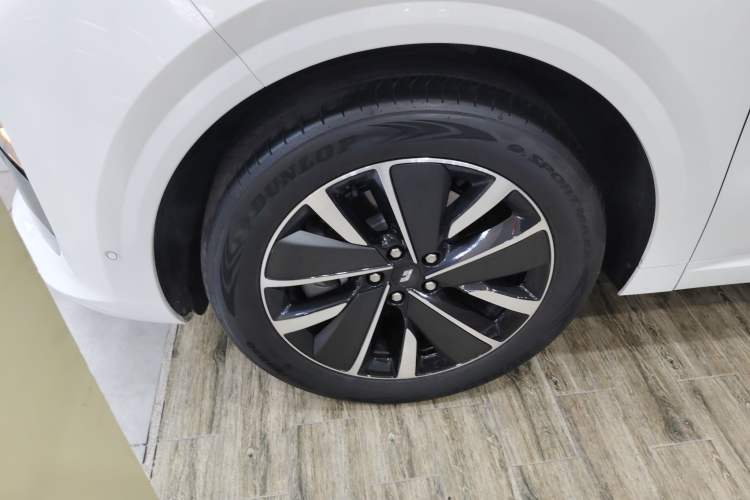 Used Li Auto L6 2025 Pro Smart Refresh Edition Left Front Wheel Hub