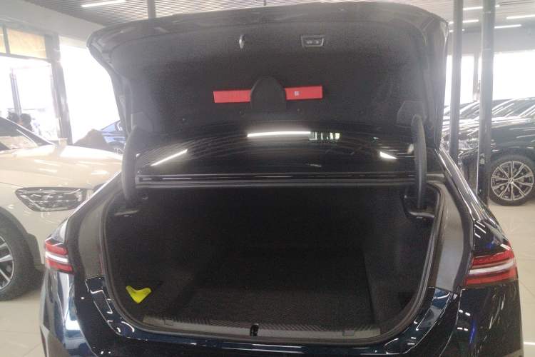 Used BMW 5 Series 2025 530Li Leading Model M Sport Package
