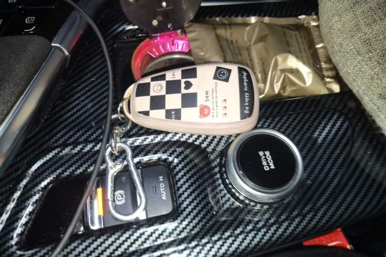 Used CHANGAN UNI-T 2022 1.5T Prestige Version