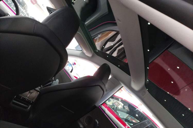 Used Tesla Model 3 2025 Rear-Wheel-Drive Version
