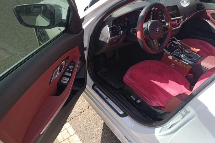 Used BMW 3 Series 2021 Second Facelift 320Li M Sport Package Driver Seat