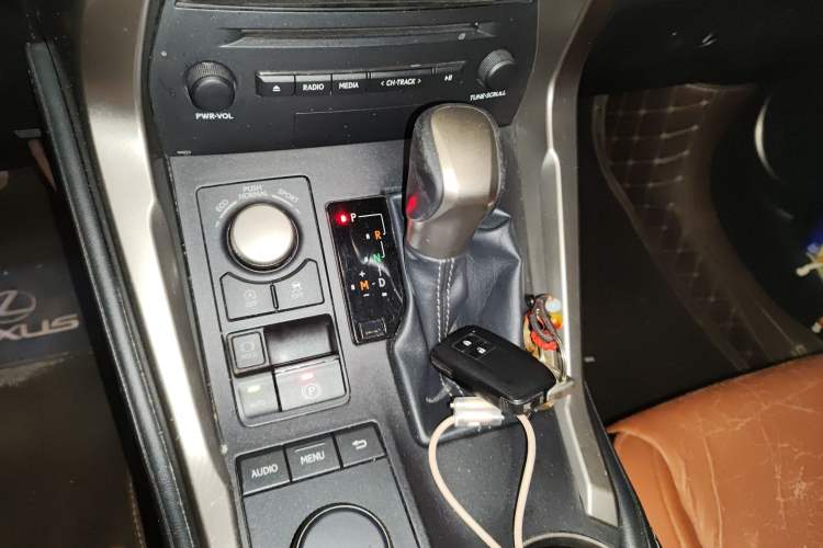Used Lexus NX 2015 200 Front-Wheel Drive X-Trail SE Edition