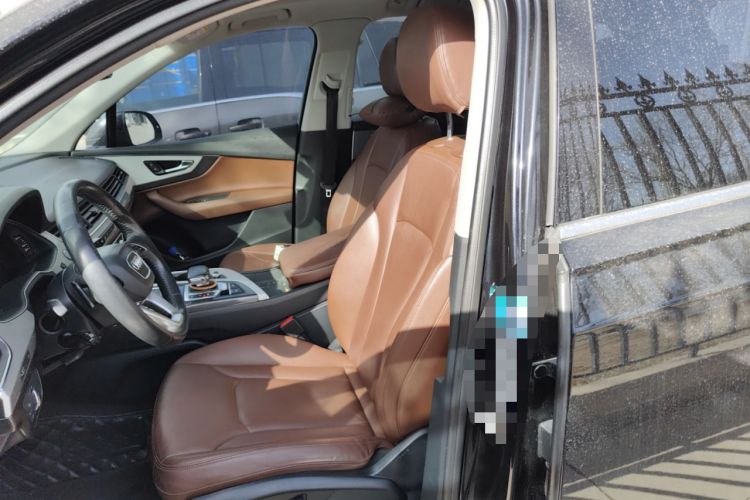 Used Audi Q7 2019 45 TFSI Comfort Model