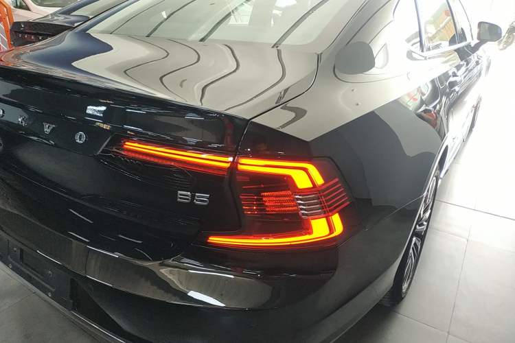 Used Volvo S90 2024 B5 Zhiyi Luxury Edition