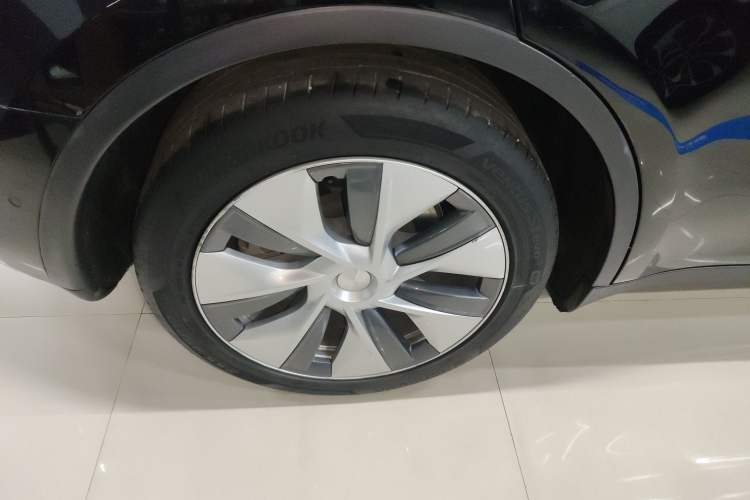 Used Tesla Model Y 2022 Rear-Wheel-Drive Version