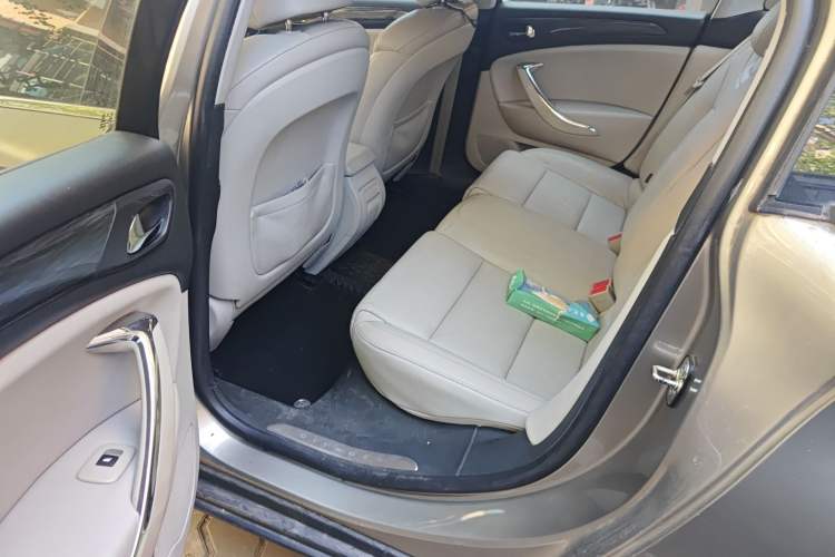 Used Citroen C5 2012 2.0L Automatic Luxury Edition Left Rear Seat