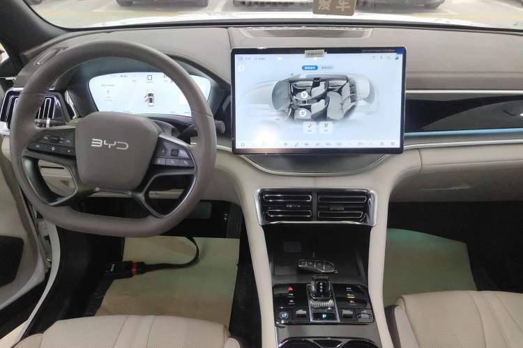 Used BYD Song PLUS New Energy 2025 EV Intelligent Driving Version 520km Premium Model
