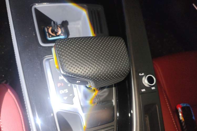 Used Audi A4L 2024 40 TFSI Luxury Dynamic Edition (Starry Night Version)
