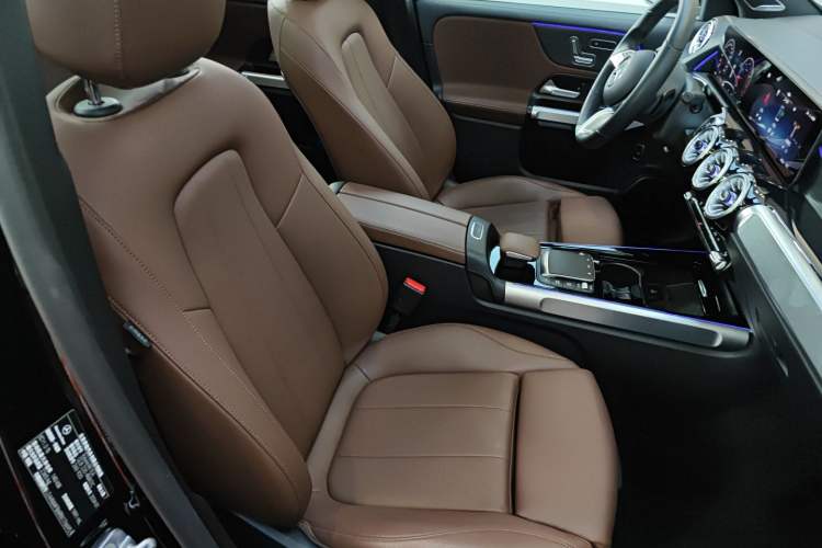 Used Mercedes-Benz GLB 2024 GLB 220 4MATIC