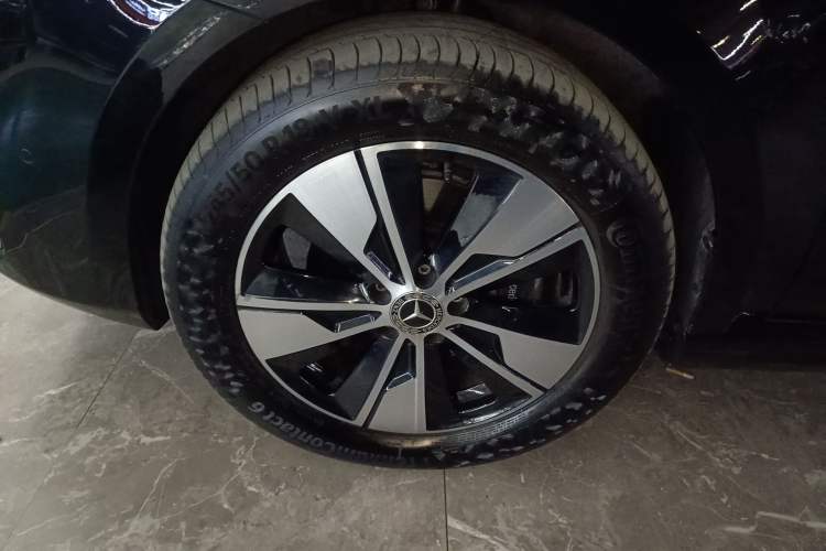 Used Mercedes-Benz V-Class 2021 V 260 L Long Wheelbase Prestige Edition Exterior 4