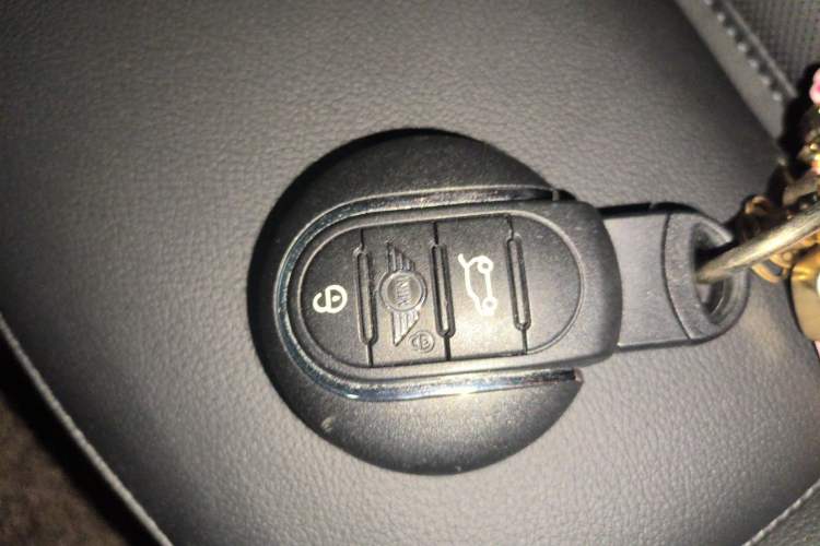Used MINI 2020 1.5T COOPER Classic Edition Vehicle Key