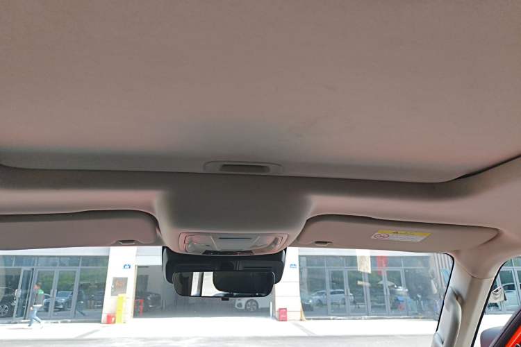 Used Tank 300 2024 2.0T Challenger Headliner