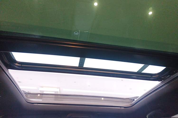 Used Cadillac XT5 2022 2.0T Four-Wheel Drive Luxury Version (Hummingbird Edition)