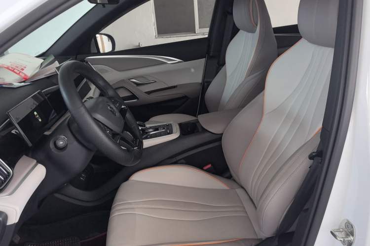 Used BYD Song Pro New Energy 2023 Champion Edition DM-i 71KM Navigation Model Left Front Seat