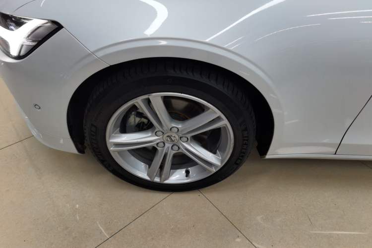 Used Volvo S90 2017 T4 Zhiyuan Edition