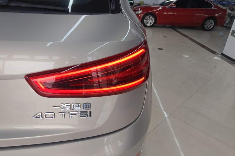 Used Audi Q3 2015 30 TFSI Ambition Edition
